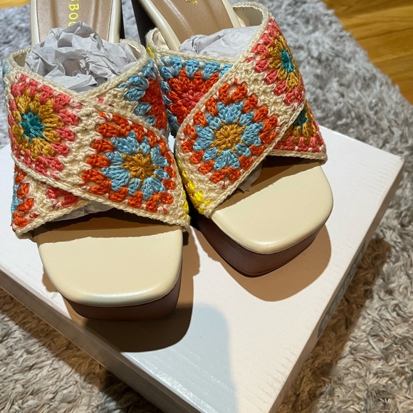 NIB..Bamboo crochet wedge sandals. The Perfect Summer Sandal!! Size 6.5 - Picture 6 of 6
